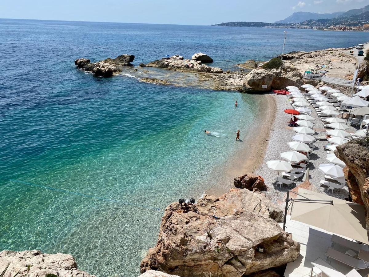 Kiss Of Sea - Balzi Rossi & Baia Beniamin Apartment Ventimiglia Bagian luar foto