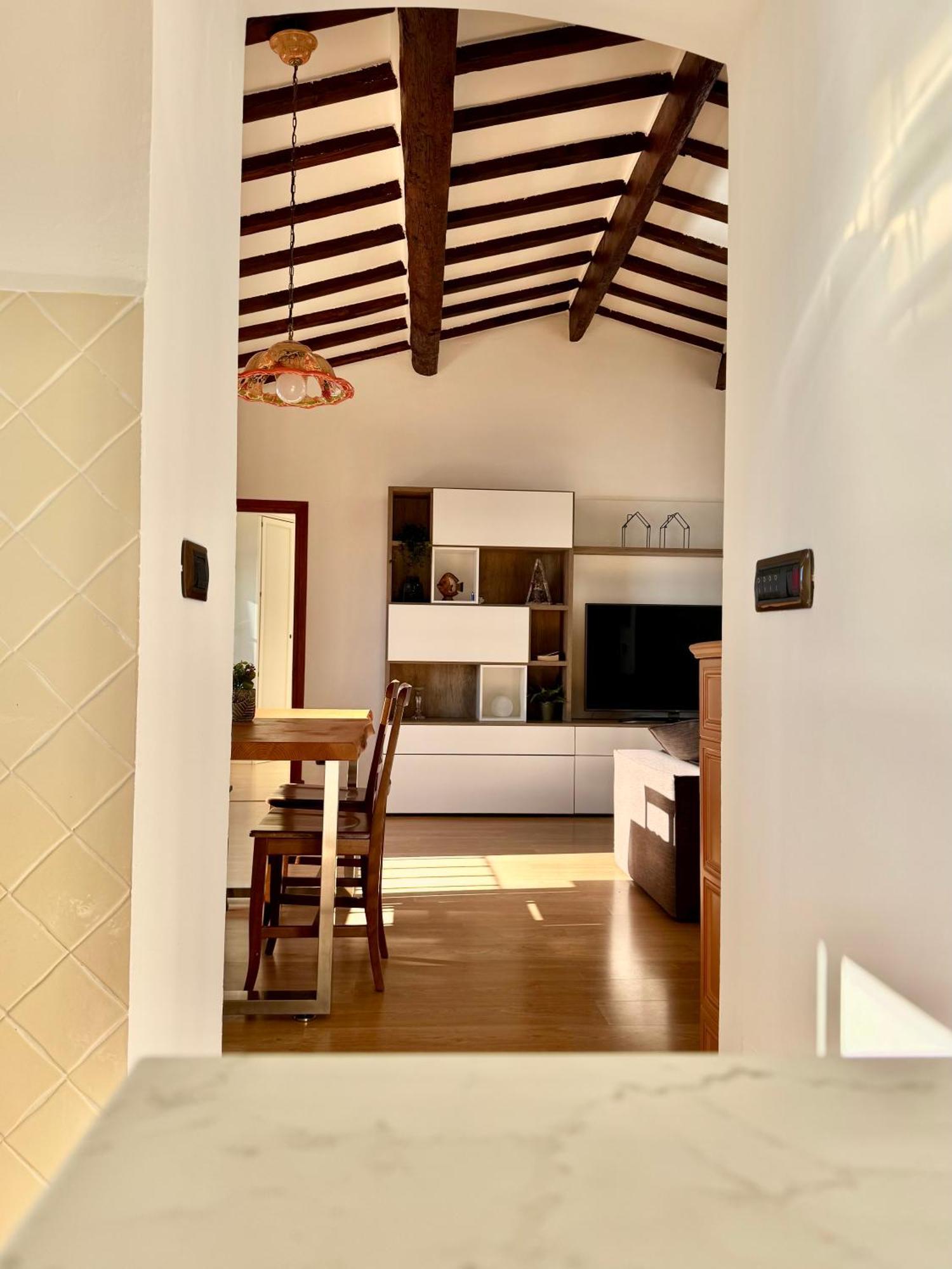 Kiss Of Sea - Balzi Rossi & Baia Beniamin Apartment Ventimiglia Bagian luar foto